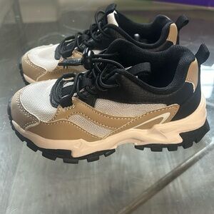 Primary Toddler Boys Sneaker Size 10